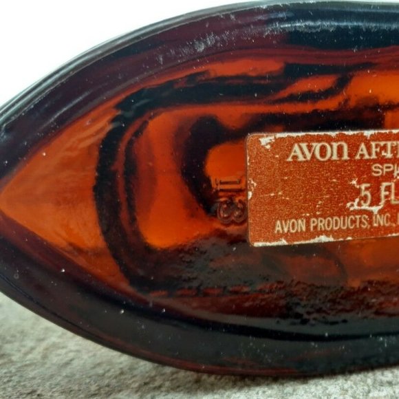 Vintage Avon "NATCHEZ Decanter Steamboat Glass - Picture 7 of 12